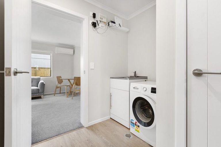 Photo of property in 12 Emmadale Lane, Hamilton East, Hamilton, 3216