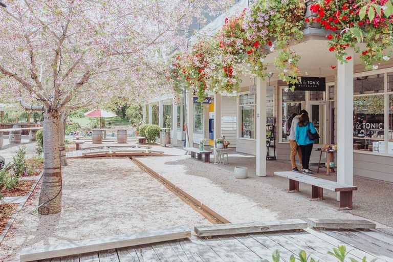 Photo of property in 16 Tiaki Lane, Matakana, 0985