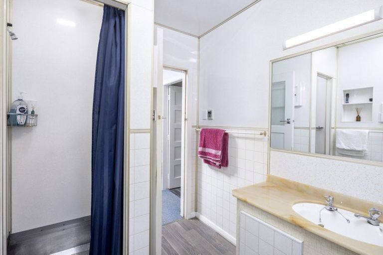 Photo of property in 84 District Road, Green Island, Dunedin, 9018