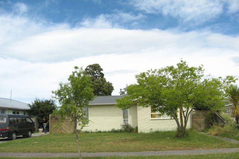 Photo of property in 6 Cob Crescent, Woolston, Christchurch, 8062