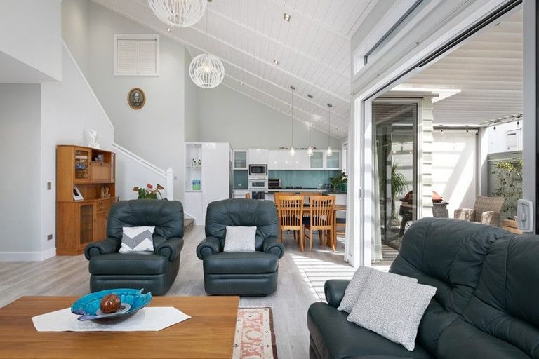 Photo of property in 7 Ian Place, Waihi Beach, 3611