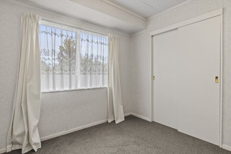 Photo of property in 82 Grace Crescent, Richmond Heights, Taupo, 3330