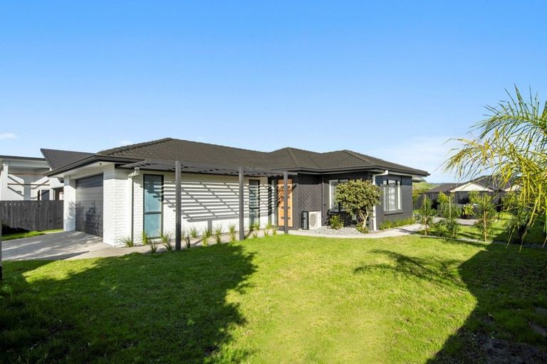 Photo of property in 53 Arabian Drive, Papamoa Beach, Papamoa, 3118