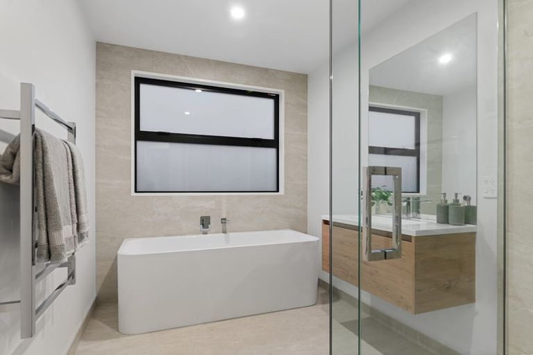 Photo of property in 131 Aviemore Drive, Marshland, Christchurch, 8083