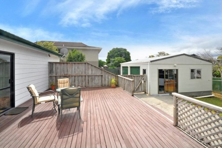 Photo of property in 4 Southview Place, Wattle Downs, Auckland, 2102