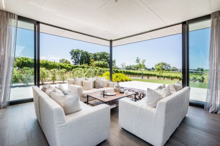 Photo of property in 25 Side Road, Haumoana, 4180