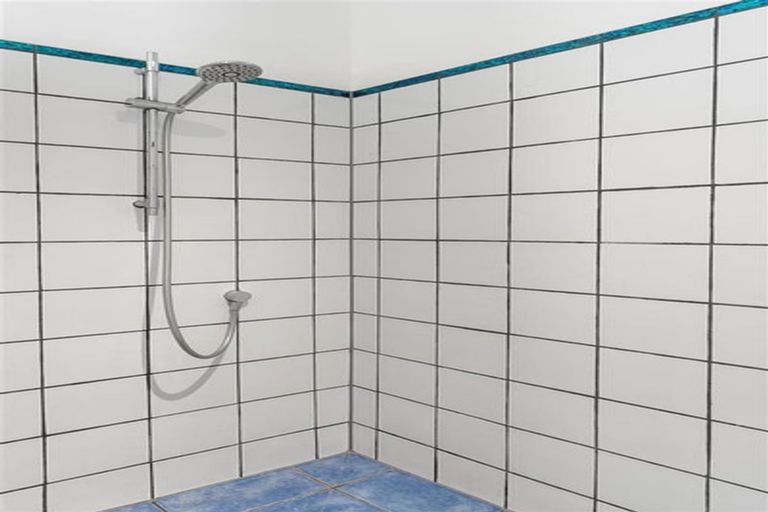 Photo of property in 51 Herbert Drive, Whangamata, 3620