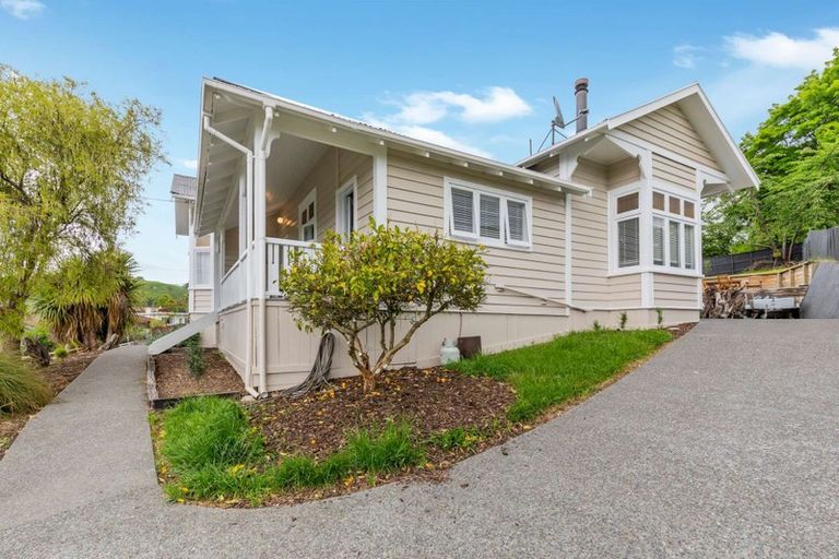 Photo of property in 2 Kaka Road, Taihape, 4720