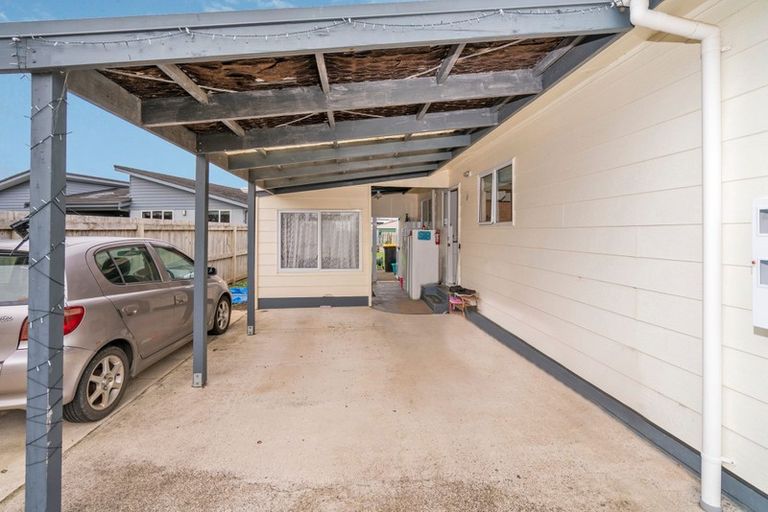 Photo of property in 36 Whitby Avenue, Whitianga, 3510