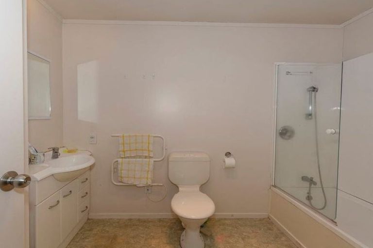 Photo of property in 57 Kona Crescent, Henderson, Auckland, 0610