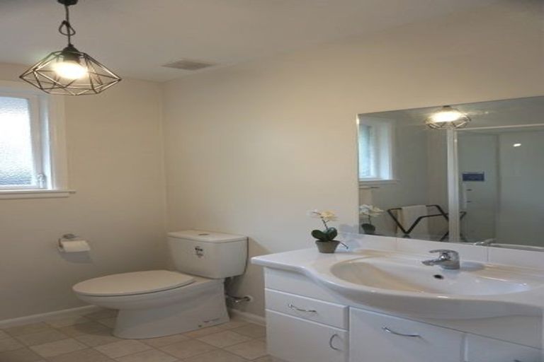 Photo of property in 25 Nursery Road, Phillipstown, Christchurch, 8011