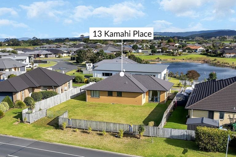 Photo of property in 13 Kamahi Place, One Tree Point, 0118