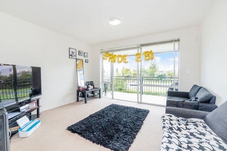 Photo of property in 6/28 Oneroa Road, East Tamaki, Auckland, 2013