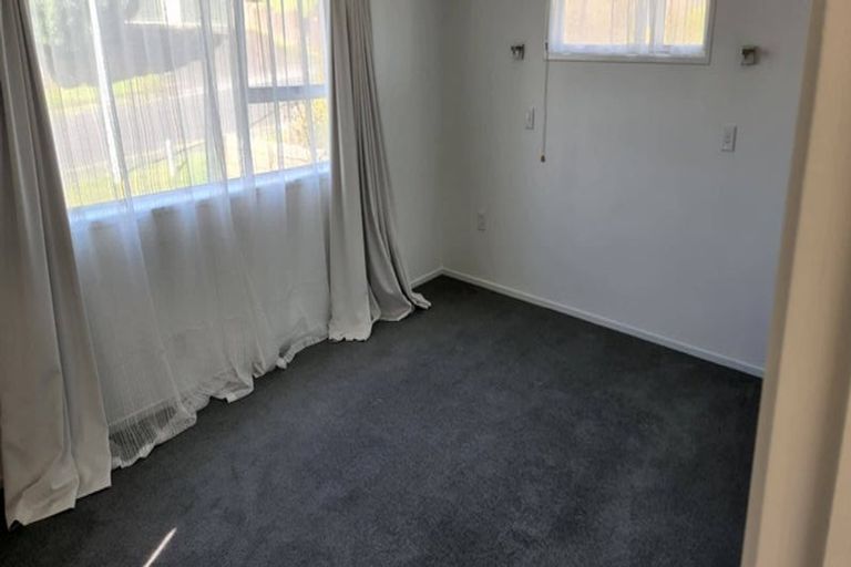 Photo of property in 43 Russleigh Drive, Dinsdale, Hamilton, 3204