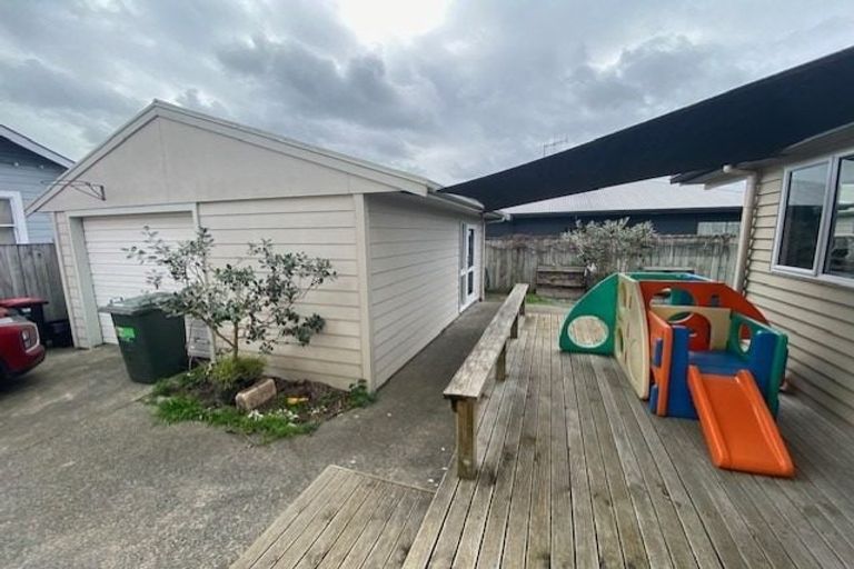 Photo of property in 707 Saint Aubyn Street West, Saint Leonards, Hastings, 4120