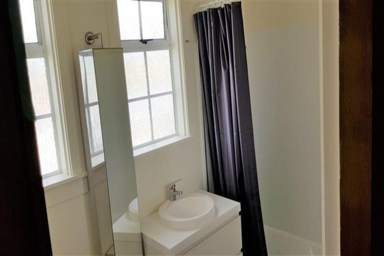 Photo of property in 16b David Street, Westown, New Plymouth, 4310