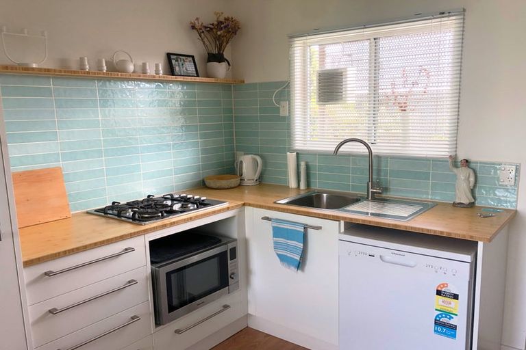 Photo of property in 2 Maungawhau Road, Epsom, Auckland, 1023