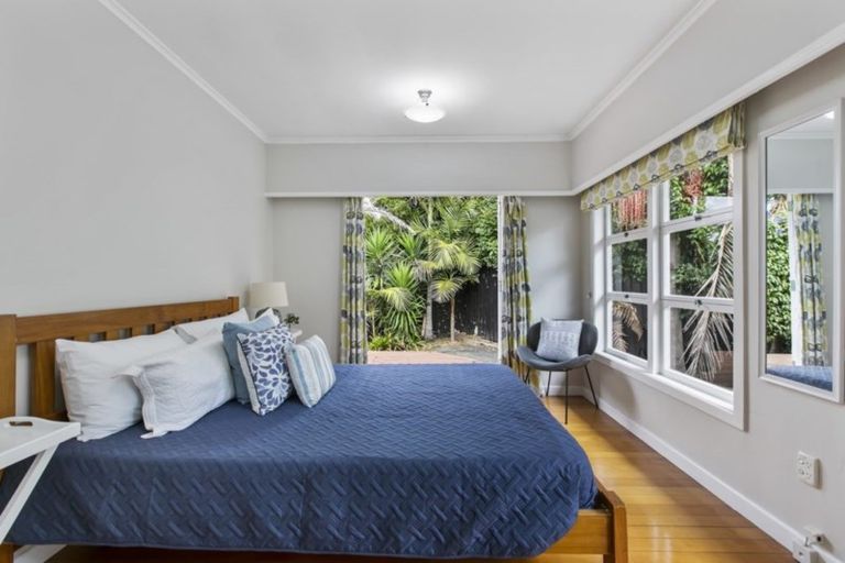 Photo of property in 281 Lake Road, Belmont, Auckland, 0622