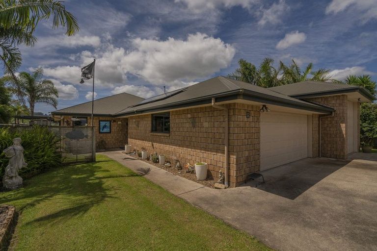 Photo of property in 3 Acacia Court, Whitianga, 3510