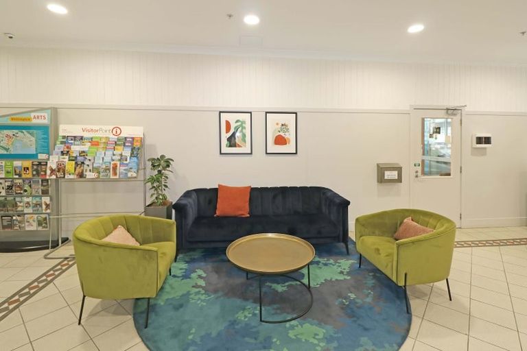 Photo of property in Atrium Towers, 2e/154 The Terrace, Wellington Central, Wellington, 6011