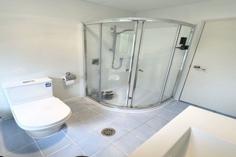 Photo of property in 6 Sun Place, Henderson, Auckland, 0612