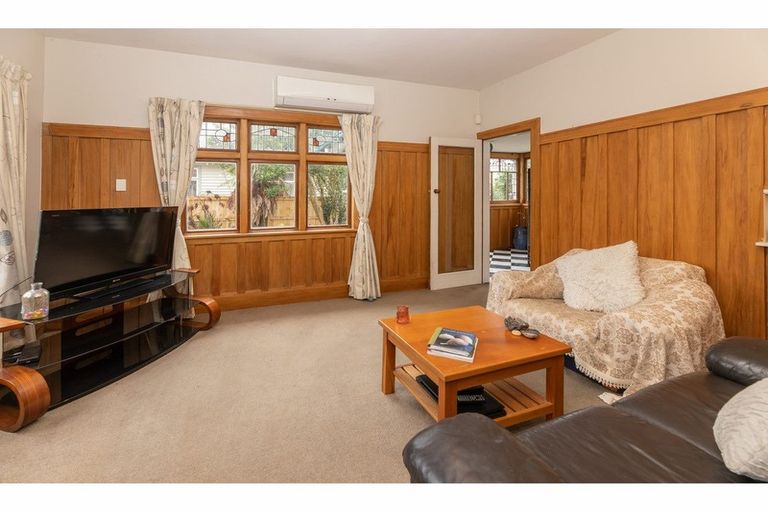 Photo of property in 47 Selwyn Street, Somerfield, Christchurch, 8024