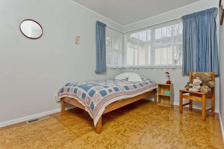 Photo of property in 16 Carina Crescent, Torbay, Auckland, 0630