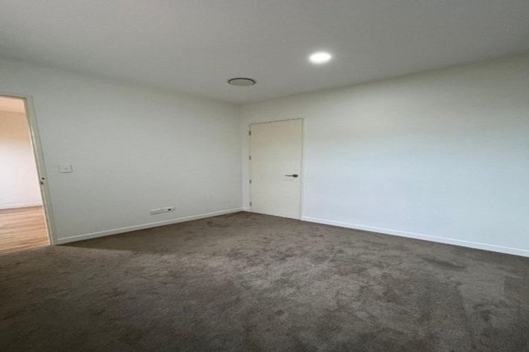 Photo of property in 36 Hikuawa Road, Flat Bush, Auckland, 2019