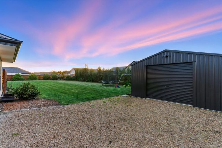 Photo of property in 33 Silver Peaks Drive, West Melton, 7618