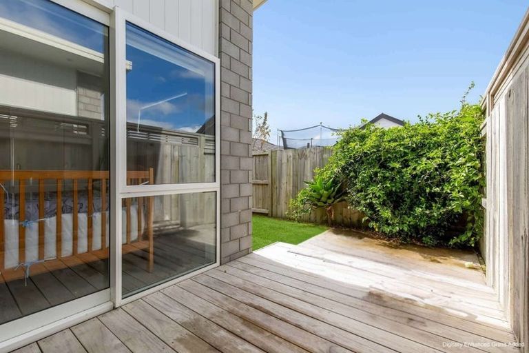 Photo of property in 4b Tamapahore Boulevard, Papamoa Beach, Papamoa, 3118