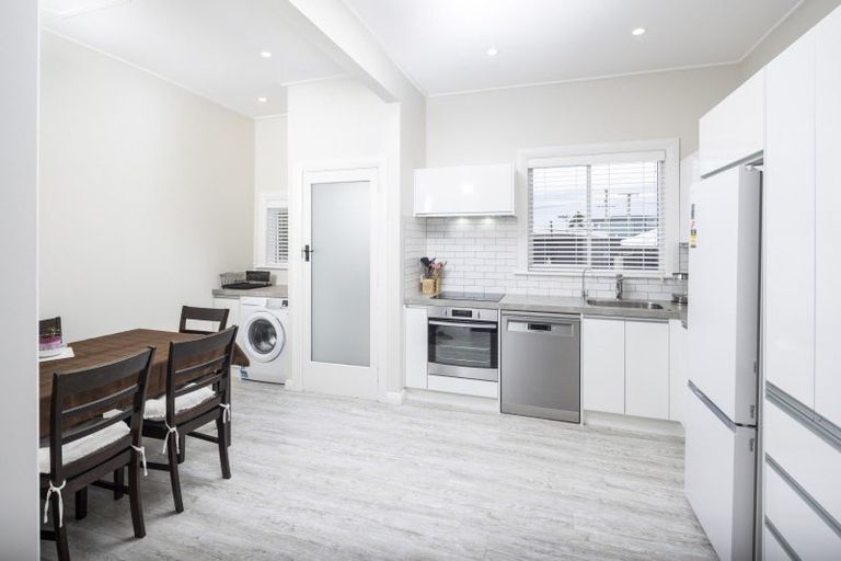 Photo of property in 23 Fitzroy Street, Caversham, Dunedin, 9012