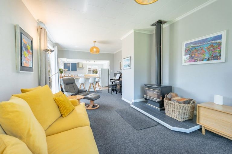 Photo of property in 19 Burgess Street, Pleasant Point, 7903