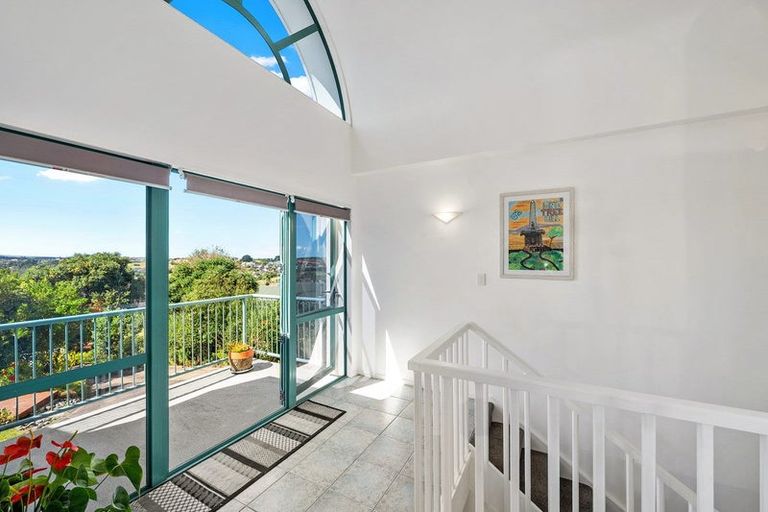 Photo of property in 5 Castaway Place, Gulf Harbour, Whangaparaoa, 0930