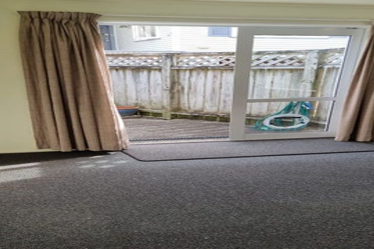 Photo of property in 45 Acheron Road, Paremata, Porirua, 5026