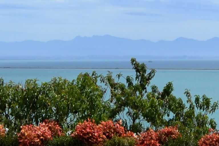 Photo of property in 10 Matuku Place, Atawhai, Nelson, 7010