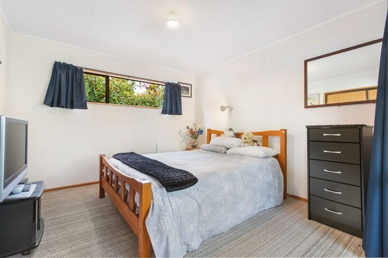 Photo of property in 35 Beech Street, Wanaka, 9305