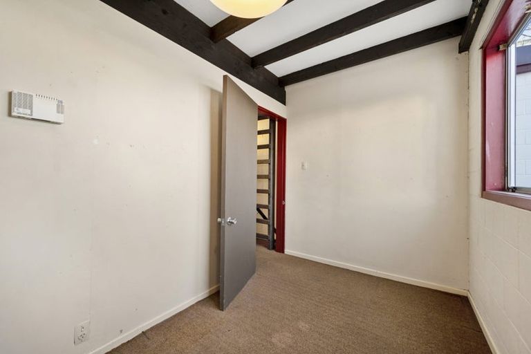 Photo of property in Sherwood Mews, 28q Bidwill Street, Mount Cook, Wellington, 6021