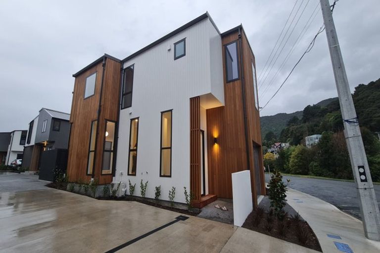 Photo of property in 3/323 Riverside Drive, Waterloo, Lower Hutt, 5011