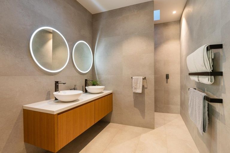 Photo of property in 5 Korimako Road, Speargrass Flat, Queenstown, 9371