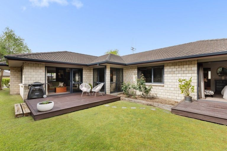 Photo of property in 44 Athfield Drive, Bethlehem, Tauranga, 3110