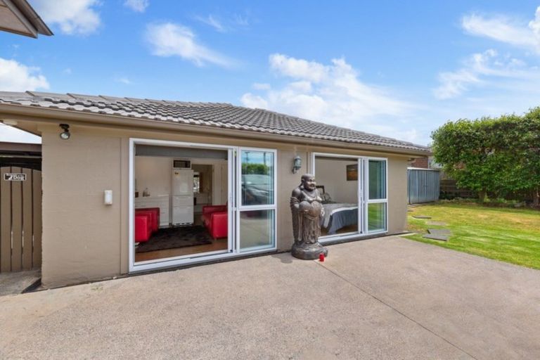 Photo of property in 549 Great South Road, Rosehill, Papakura, 2113