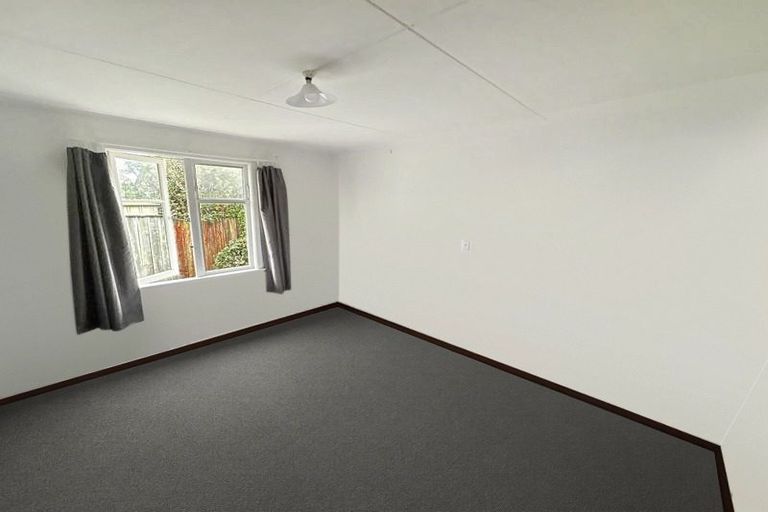 Photo of property in 145 Heretaunga Street, Palmerston North, 4414