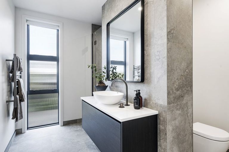 Photo of property in 6 Puni Street, Fitzroy, New Plymouth, 4312