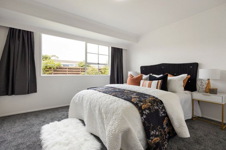 Photo of property in 4 Sandalwood Drive, Dinsdale, Hamilton, 3204