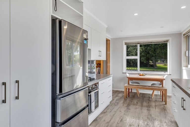 Photo of property in 19 Railway Esplanade, East Gore, Gore, 9710