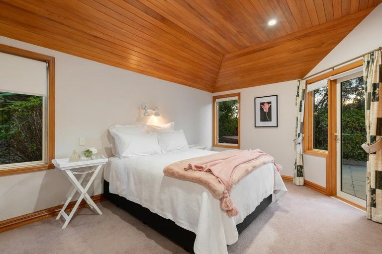 Photo of property in 732 Peninsula Road, Kelvin Heights, Queenstown, 9300