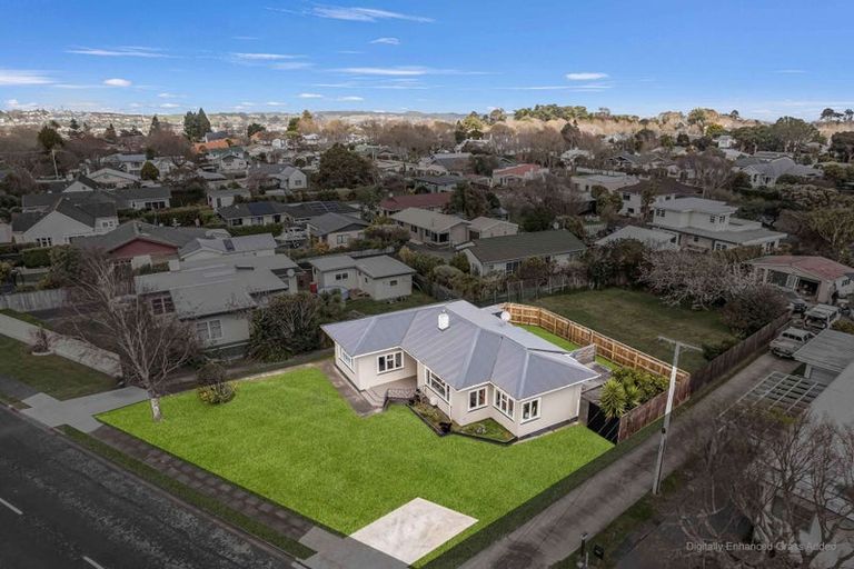 Photo of property in 25 Kent Road, Saint Johns Hill, Whanganui, 4501