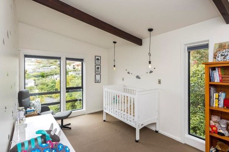 Photo of property in 65 Cannon Hill Crescent, Mount Pleasant, Christchurch, 8081