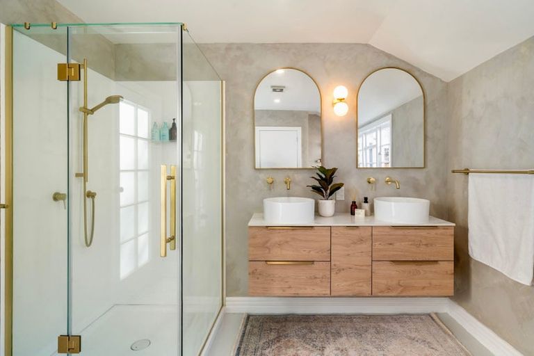 Photo of property in 5 Plateau Road, Te Marua, Upper Hutt, 5018