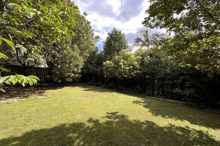 Photo of property in 104 Bassett Road, Remuera, Auckland, 1050